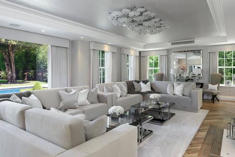 108 Gregories Road, Beaconsfield, HP9 1HN