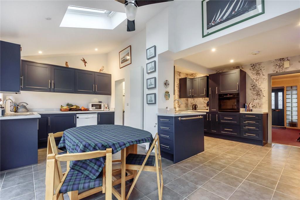 Orchard Drive, Horsell, Woking... 5 bed detached house £1,000,000