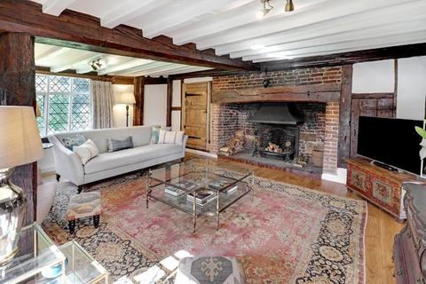 5 bedroom detached house for sale, Maypole Lane, Goudhurst, Kent, TN17 2QP