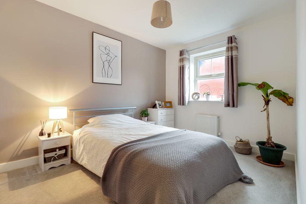 Bedroom 3 (Double)