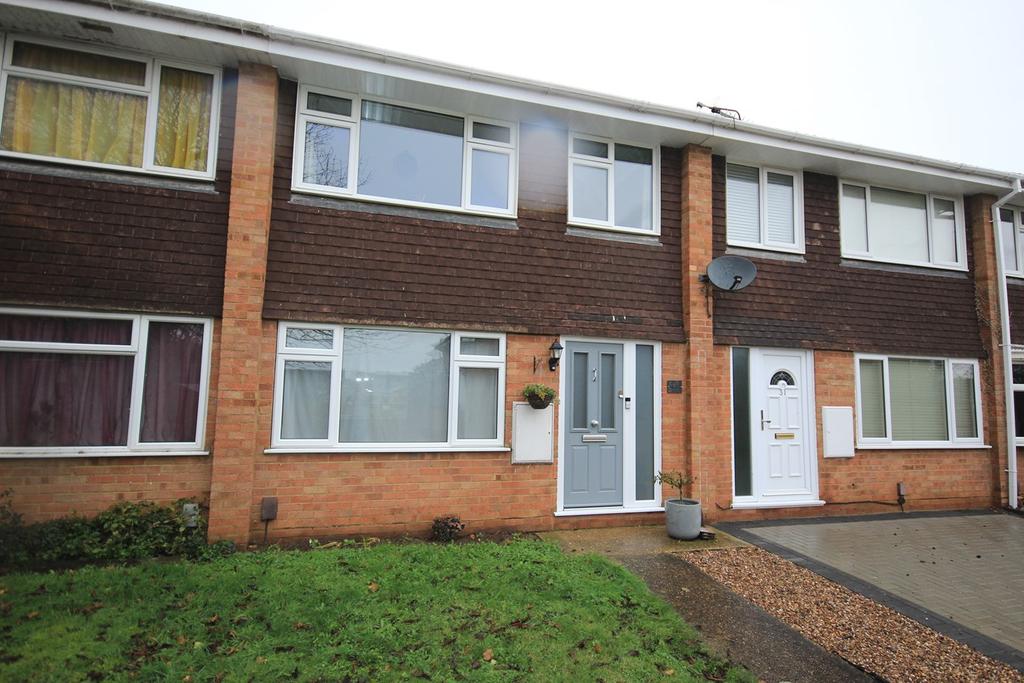 Rosebay Close, Flitwick, MK45 3 bed terraced house £1,100 pcm (£254 pw)