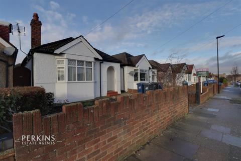 27 Marnham Crescent, Greenford, UB6 9SN