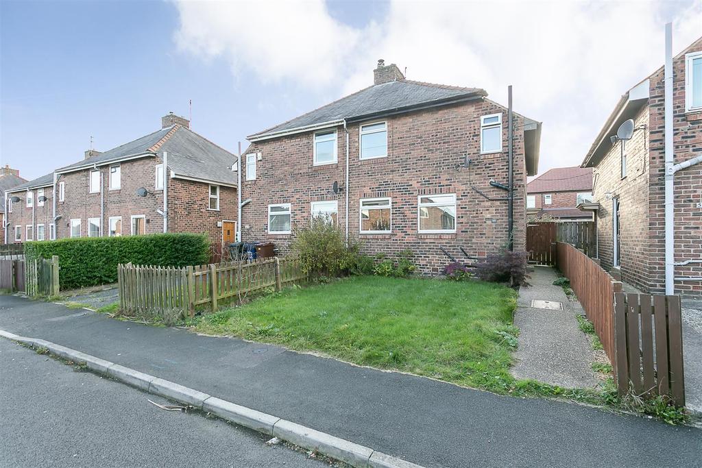 Kenton Crescent, Kenton, Newcastle... 2 bed semidetached house £750
