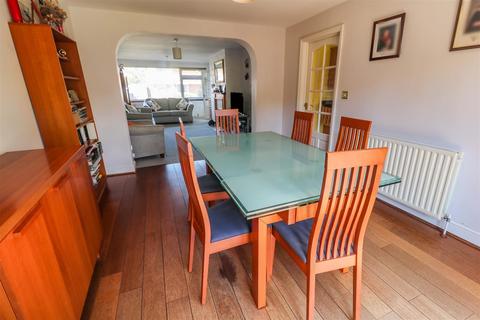 116 Copse Hill, Harlow, CM19 4PR