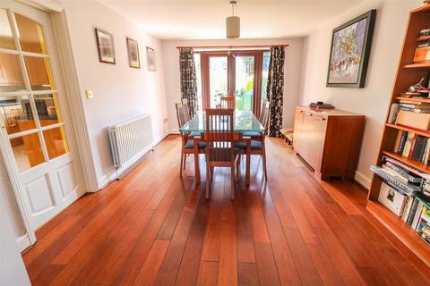 116 Copse Hill, Harlow, CM19 4PR