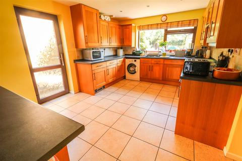 116 Copse Hill, Harlow, CM19 4PR