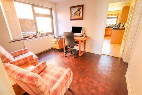 116 Copse Hill, Harlow, CM19 4PR