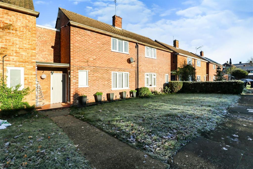 Halling Hill, Harlow 2 bed terraced house £315,000