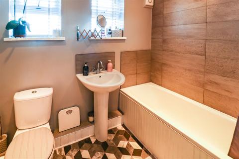 296 Halling Hill, Harlow, CM20 3JU