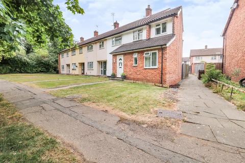 87 Cooks Spinney, Harlow, CM20 3BN