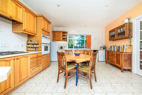 24 Central Avenue, Eccleston Park, Prescot, L34 2QP