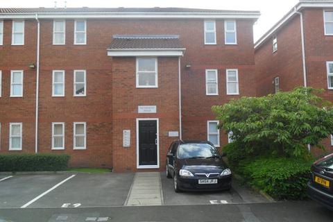 Montonmill Gardens, Monton, M30