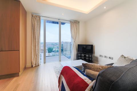 Terraced house to rent, Park Vista Tower, 21 Wapping Lane, London, E1W