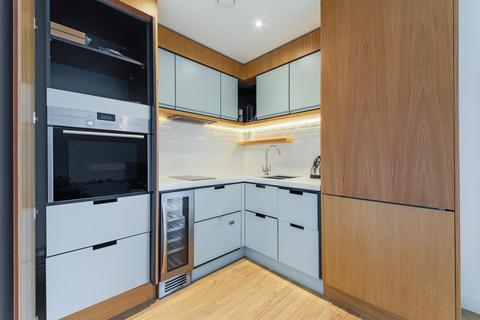 Terraced house to rent, Park Vista Tower, 21 Wapping Lane, London, E1W