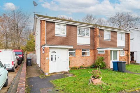 2 bedroom maisonette to rent, Cumberland Close, Amersham, HP7