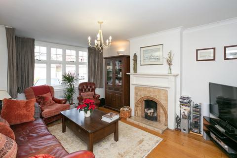 21a Sherwoods Road, Watford, WD19 4AY