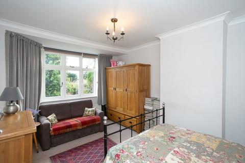 21a Sherwoods Road, Watford, WD19 4AY