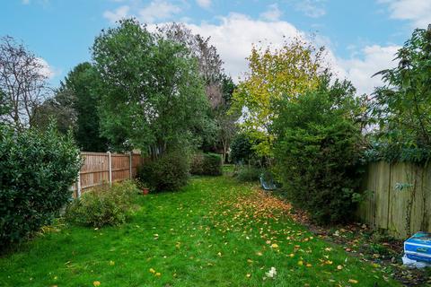 21a Sherwoods Road, Watford, WD19 4AY