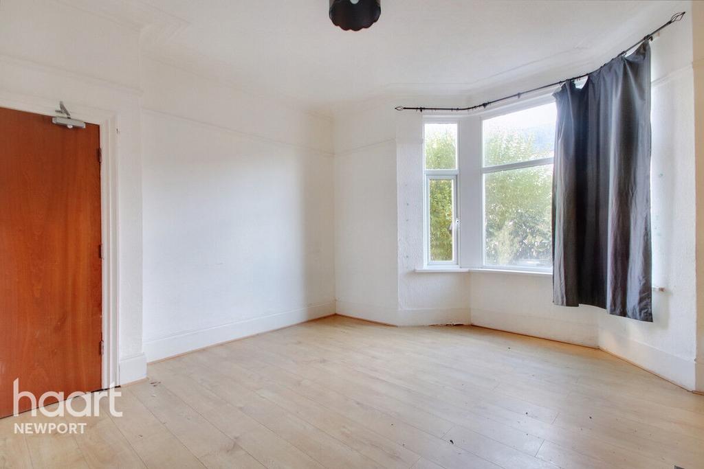 Chepstow Road, Newport 5 bed terraced house £300,000