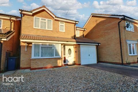 4 bedroom detached house for sale - Ireton Way, March