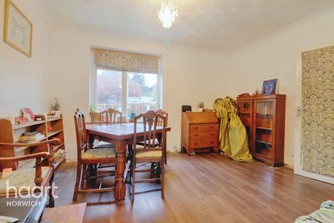 13 Coniston Close, Norwich, NR5 8LU