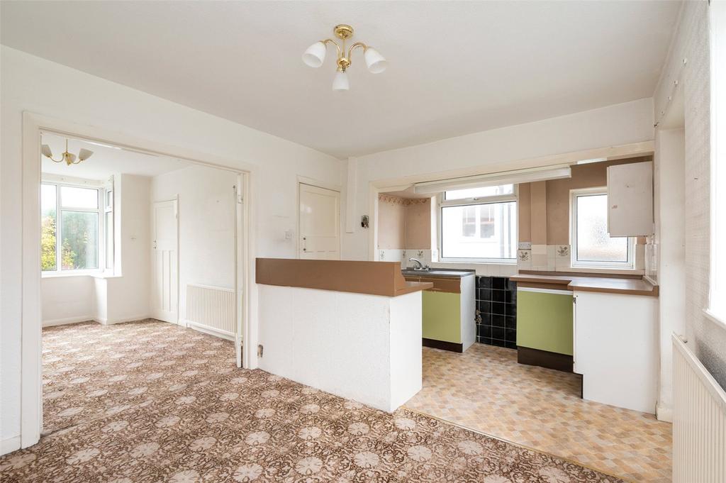 Westbourne Grove, Otley, West Yorkshire, LS21 3 bed semidetached house for sale £240,000