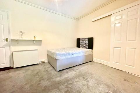 1 bedroom apartment to rent, Baker Street, Reading, Berkshire, RG1