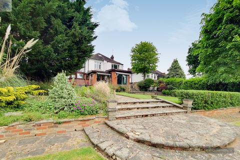 21 Eversley Crescent, London, N21 1EL