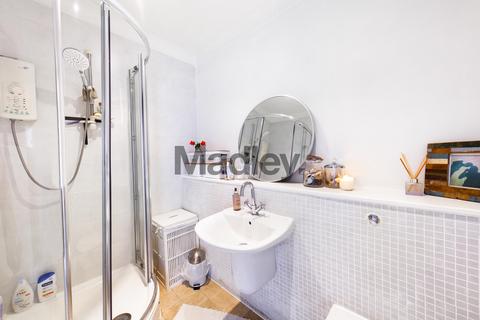42 Greenland Mews, London, SE8 5JW