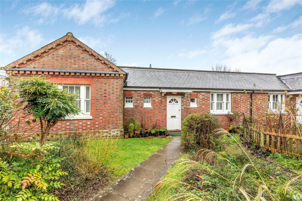 Chapelfields, Cuckfield, Haywards... 1 bed bungalow £210,000