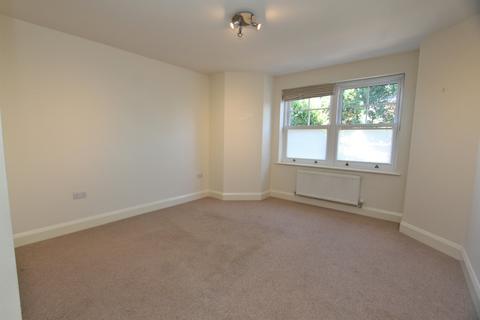 3 bedroom apartment for sale, 30a Milnthorpe Road, Eastbourne BN20