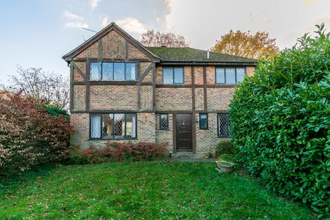 4 bedroom detached house for sale - Tansy Close, Merrow Park