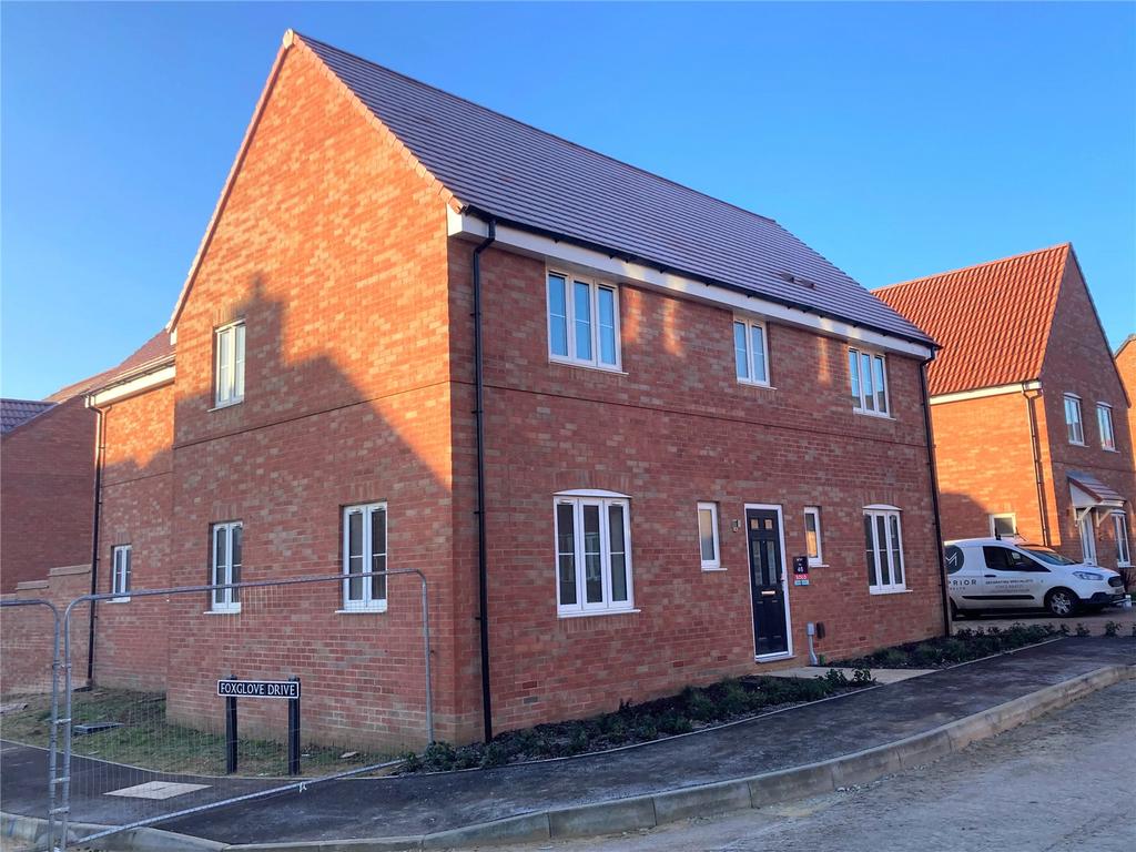 Roundhouse Gate, Cringleford, Norwich 4 bed detached house £515,000