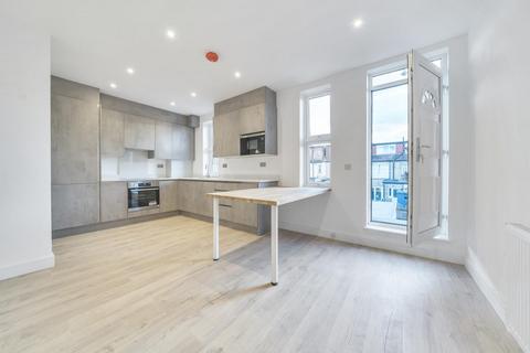 Flat 2, 55 Park Avenue, Mitcham, CR4 2ER