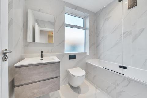 Flat 2, 55 Park Avenue, Mitcham, CR4 2ER