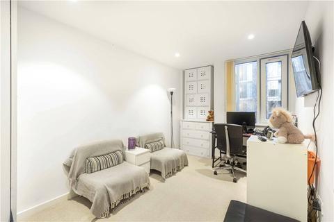 1 bedroom apartment for sale, Spectrum Way, London, SW18