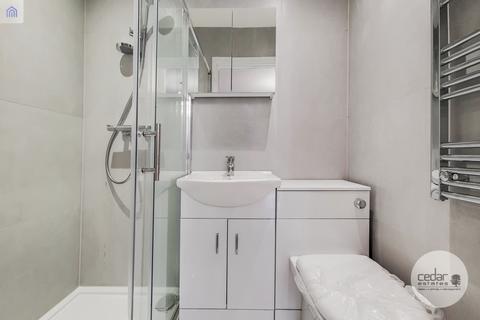 1 bedroom flat to rent, Cleve Road, South Hampstead NW6