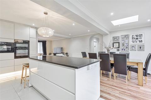 5 bedroom detached house for sale, Crabtree Close, Beaconsfield, HP9