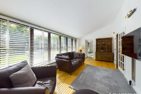 3 Bells Meadow, Necton, Swaffham, PE37 8NE