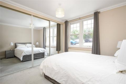 2 bedroom apartment to rent, Park Rise, Leatherhead, Surrey, KT22