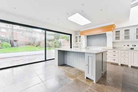 5 bedroom semi-detached house to rent - Love Lane, Pinner, HA5