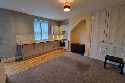 2 bedroom terraced house to rent, Denton Terrace, Morley, Leeds, LS27