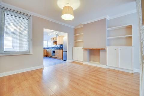2 bedroom terraced house to rent, Rainsford Road, Chelmsford