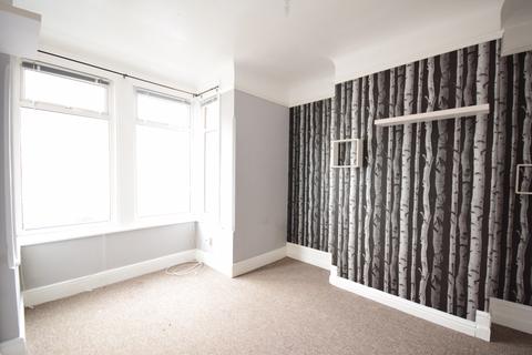 1 bedroom in a house share to rent - Winter Road Southsea PO4