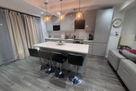 undefined, Western Road London SW19