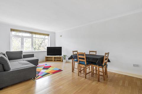 9 Bishops Green, Bromley, BR1 3HS