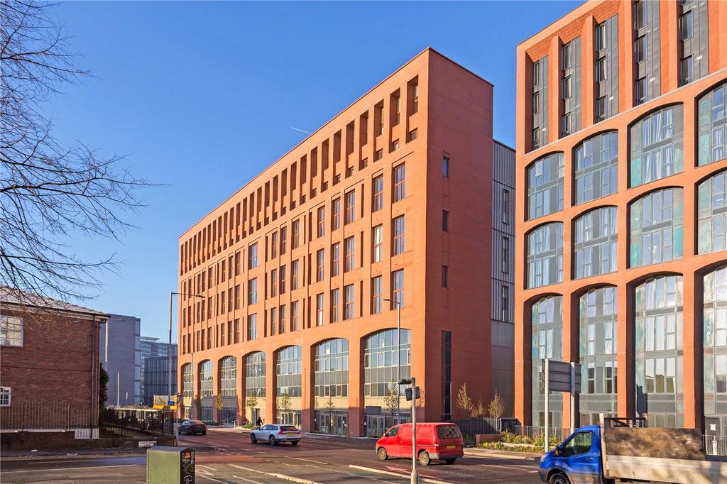 The Sky Gardens, 7 Spinners Way... 1 bed duplex £210,000