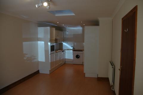 2 bedroom flat to rent, Fonnereau Road, Ipswich IP1