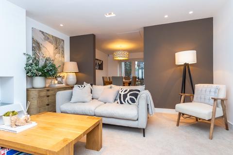 34 Ennismore Green, Luton, LU2 8UP