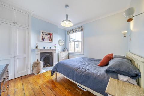 30 Charlmont Road, London, SW17 9AJ